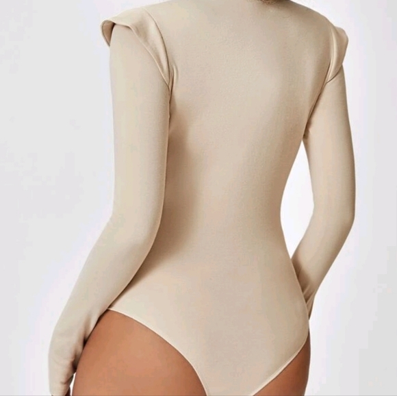 SHEIN X Kesha Alein Highneck Thumbholes Bodysuit - Picture 2 of 5